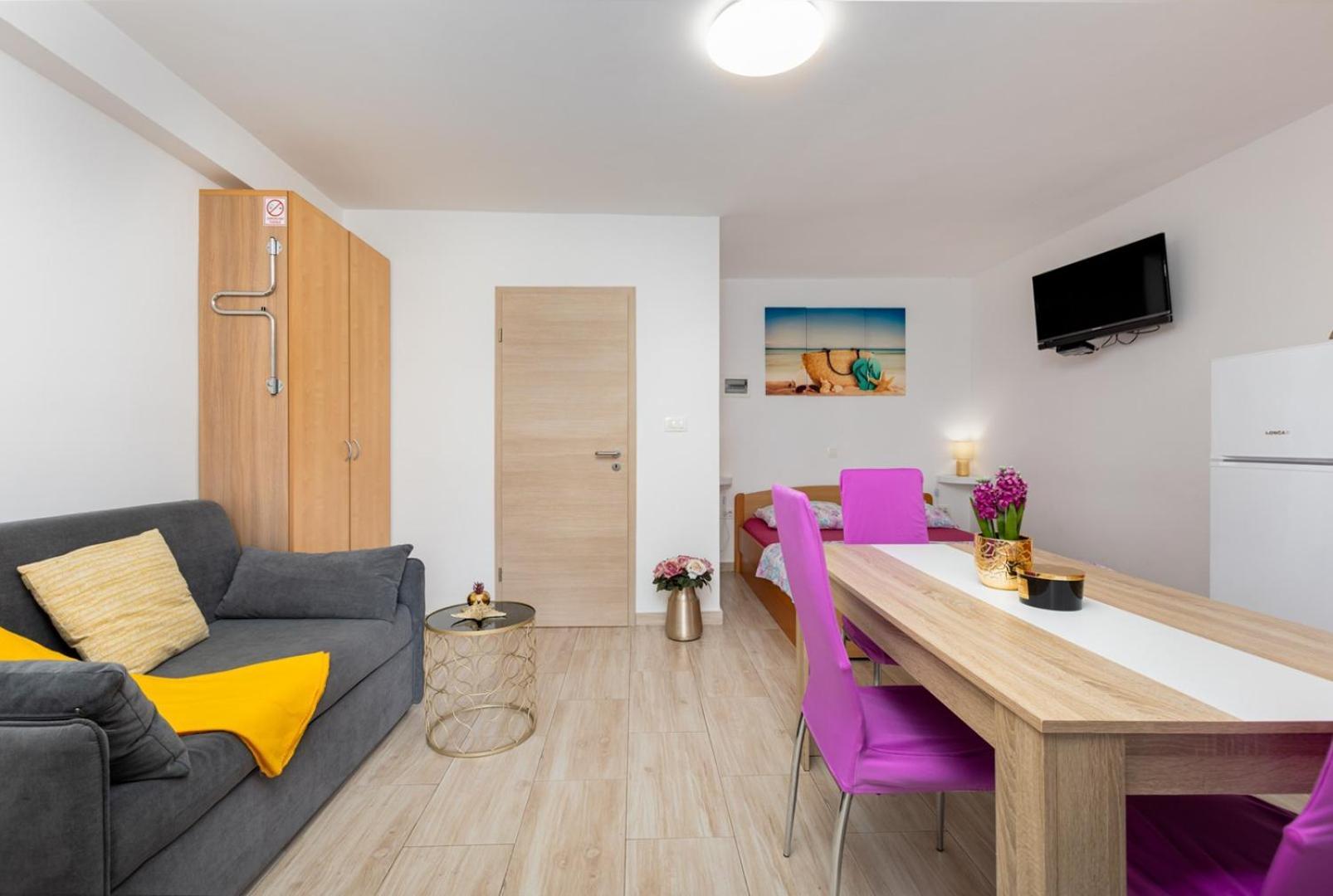 Apartments Tea Malinska Bagian luar foto
