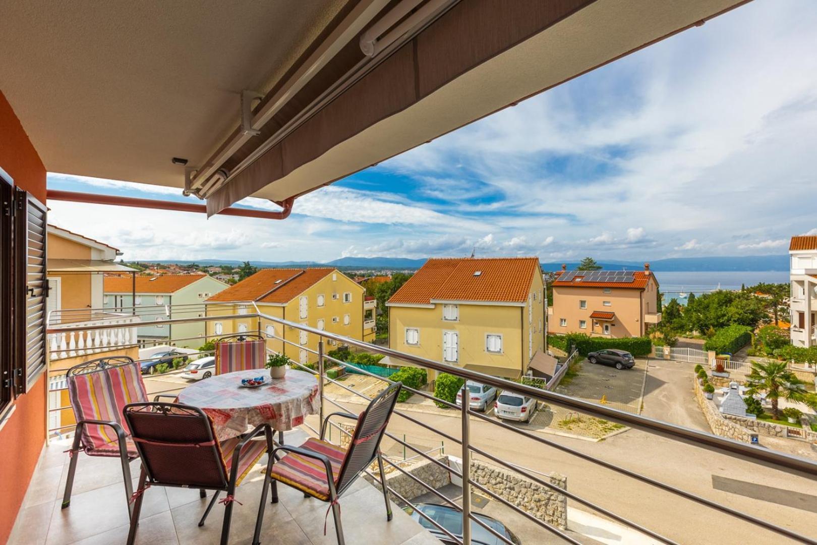 Apartments Tea Malinska Bagian luar foto