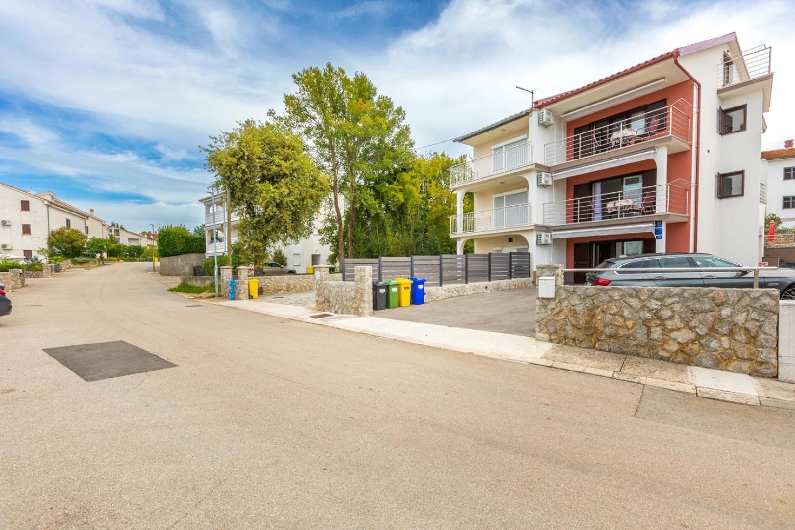 Apartments Tea Malinska Bagian luar foto